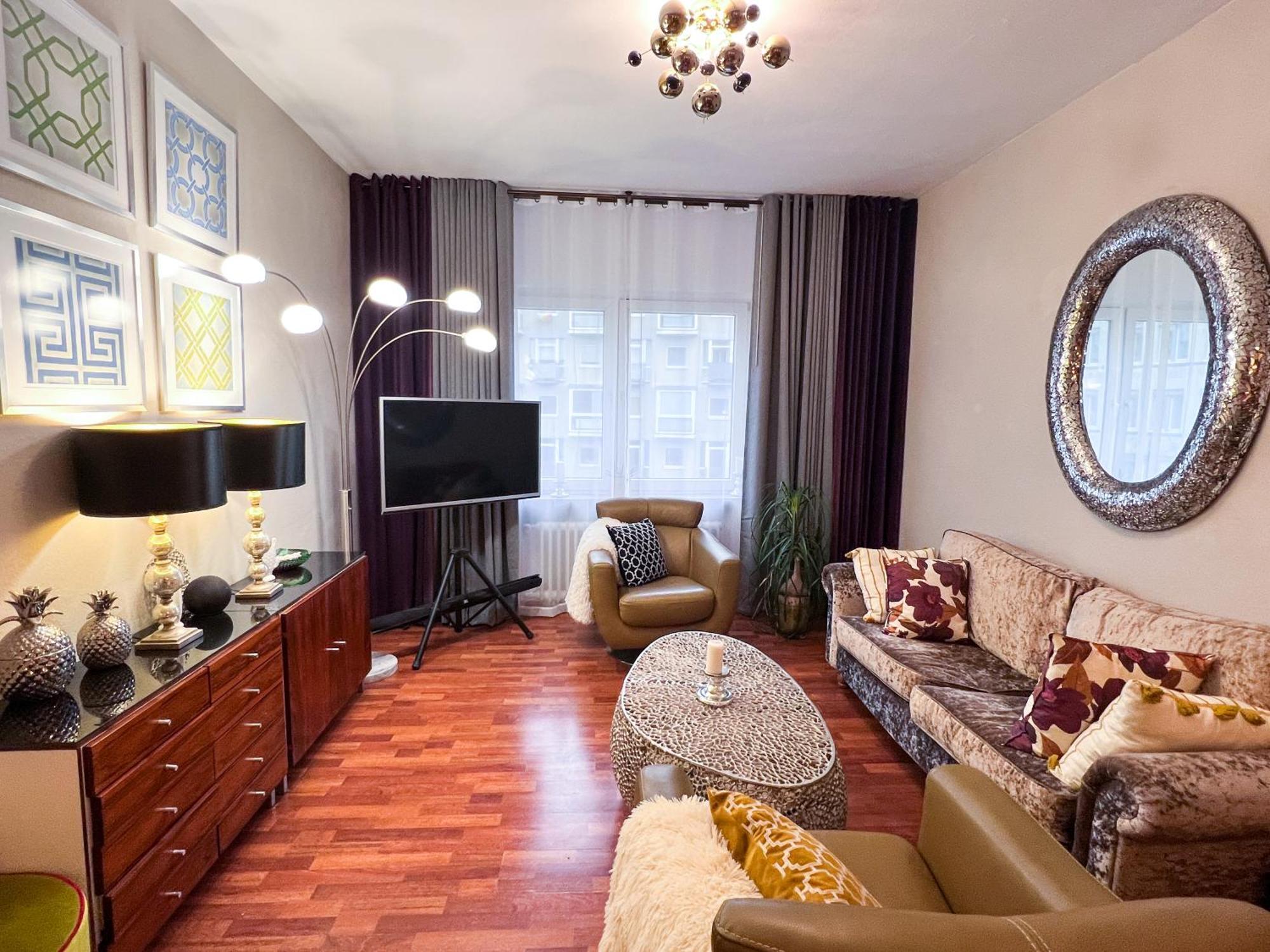 Big, Central And Charming Apartment On Schaafenstrasse Kolonia Zewnętrze zdjęcie